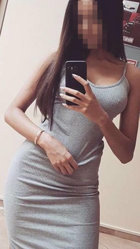 Döşemealtı Beyaz Tenli Escort Kız Dolunay