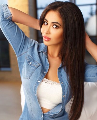 Beyaz Tenli Azgın Escort Bade