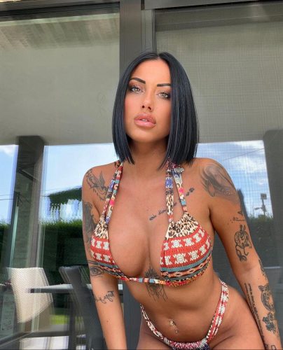 Aklınızı Alacak O Güzel Antalya Escort Bayan Samira