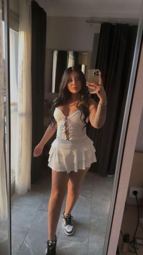 Antalya’nın En Seksi Ve Ateşli Sevişen Escort’u Yağmur