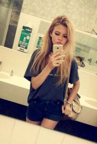 Eğlenceli Beylerden Hoşlanan Azgın Escort Neva
