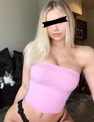 Eğlenceli Mekanlarda Eşlik Eden Beyaz Tenli Escort Filiz