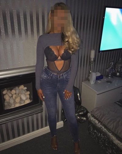 Fantezi Yapan Akseki Escort Burcu