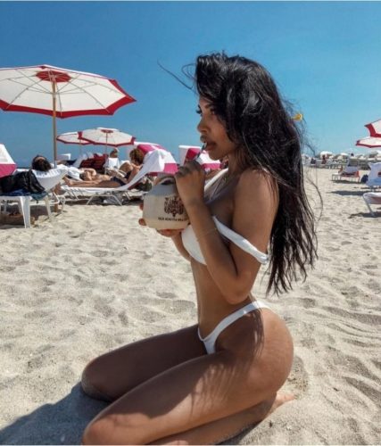 Korkuteli farkli korkuteli escort ilknur gorusuyor 1 427x500 1