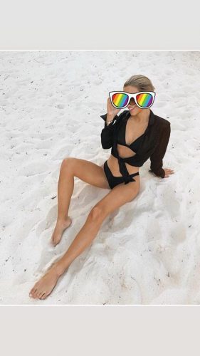 Farklılık İsteğindeki Escort Selin Sizi Bekliyor