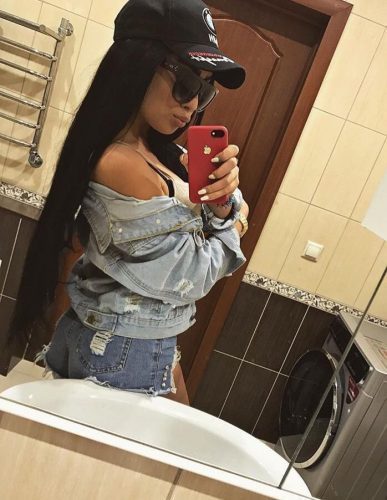 Gecelik Görüşen Escort Derya Birlikte Oluyor