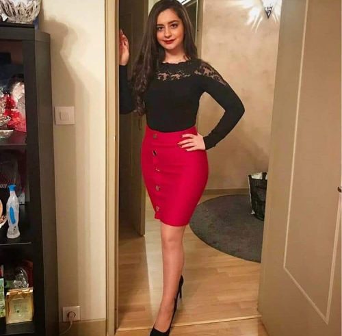 Kariyeriyle Meşgul Güzel Escort Seda