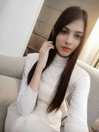 Serik Bomba Escort Aytül Erkeklerini Dört Gözle Bekliyor