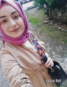 Eskort Aksu Kadını Meriç Tesettürlü Bayan