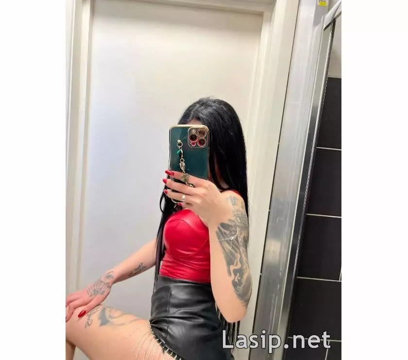 Sakso Uzmanı Tecrübeli Escort Feride Tecrübesini Gösteriyor